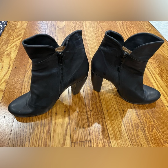 Coclico woman’s high heel ankle boot black - Picture 6 of 6